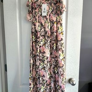 Maxi Dress w Slit